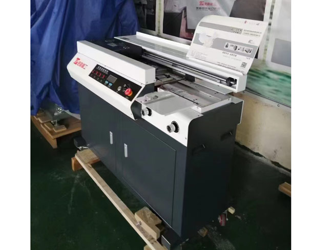 速霸胶装机\变频胶装机